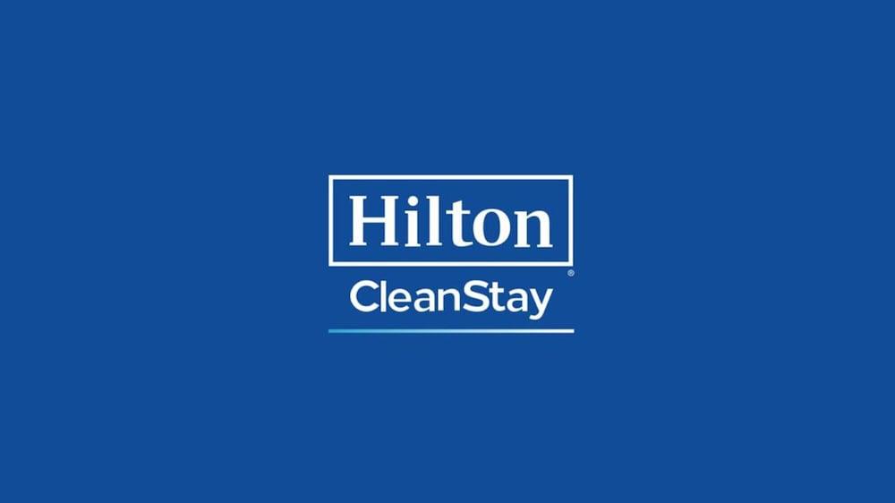Hampton Inn Cleveland-Downtown Exterior photo