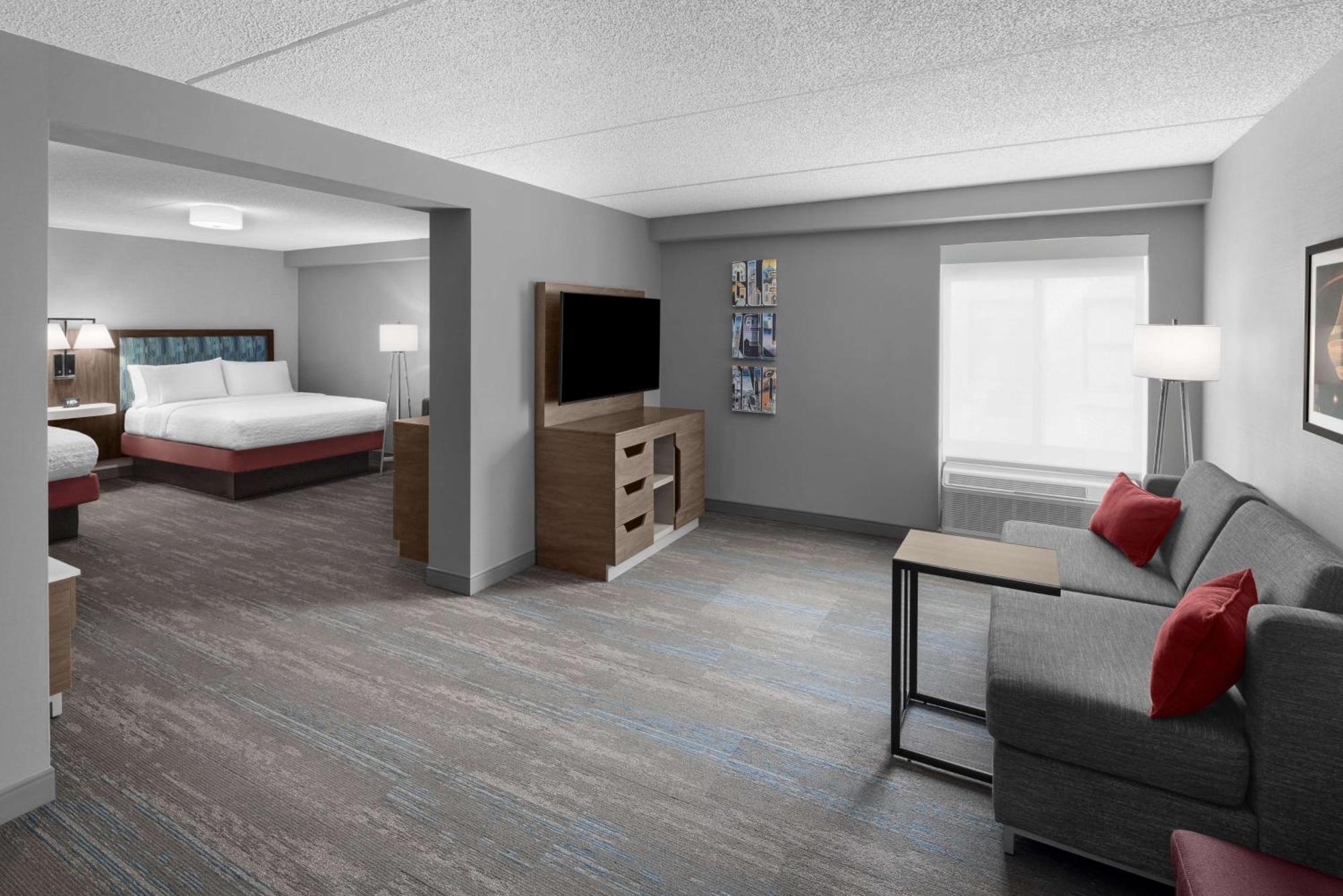 Hampton Inn Cleveland-Downtown Exterior photo