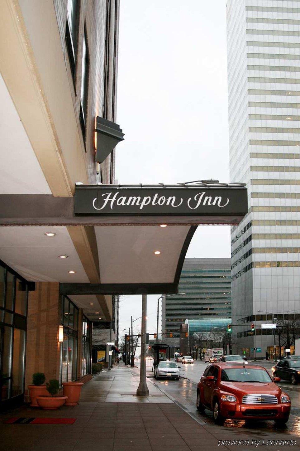 Hampton Inn Cleveland-Downtown Exterior photo