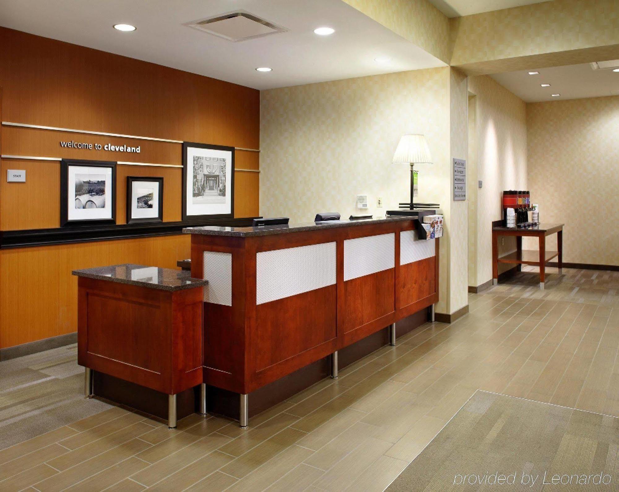 Hampton Inn Cleveland-Downtown Exterior photo